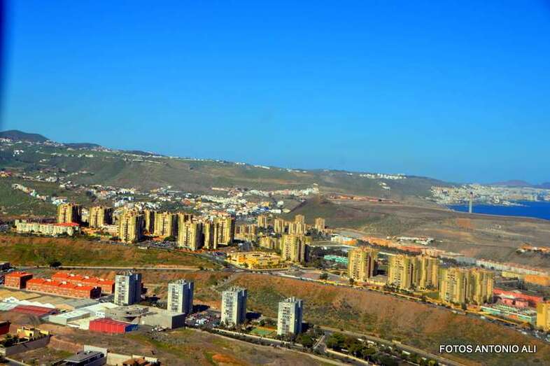 Vista aérea del sector residencial del Valle de Jinámar, de promoción pública (Foto TA)